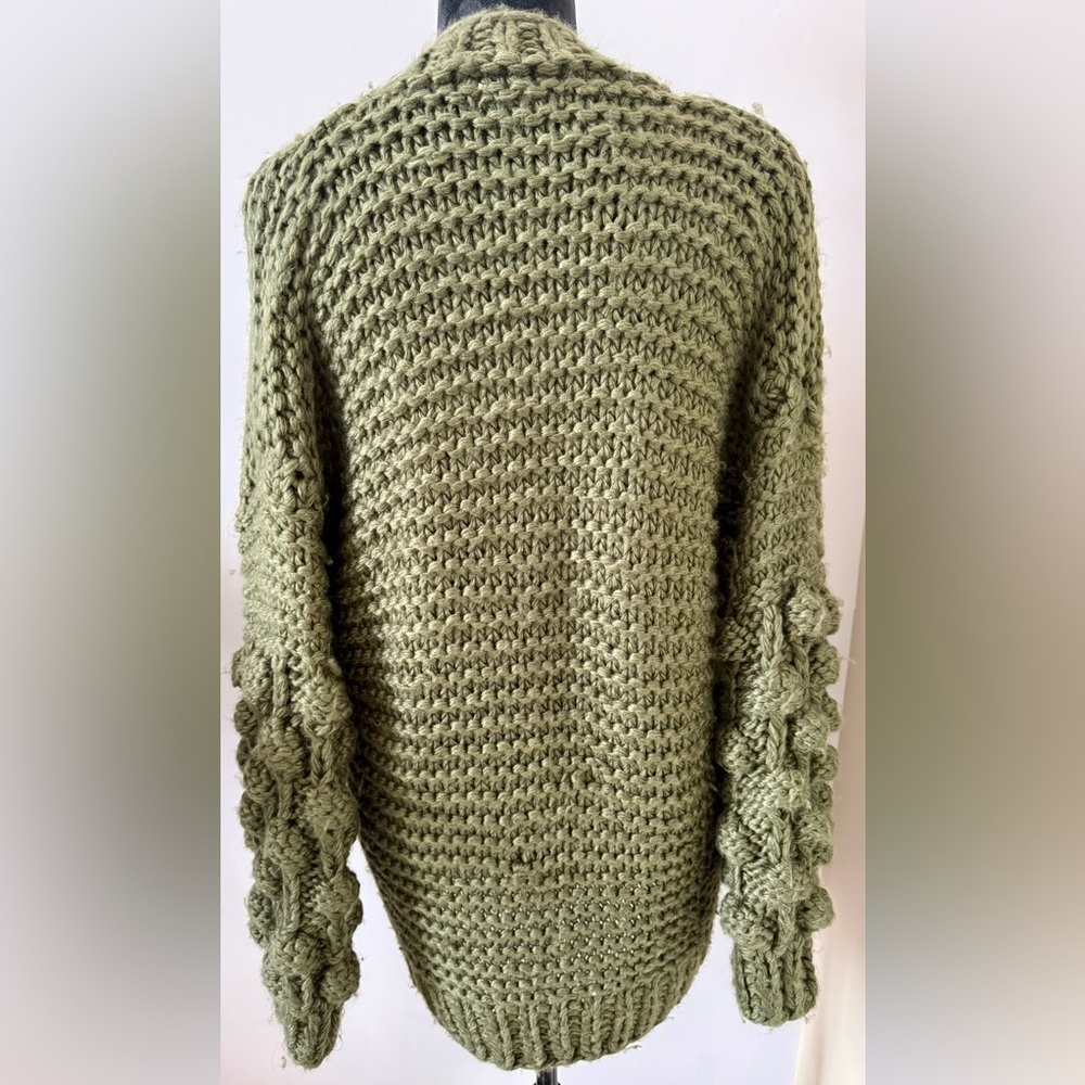 MACARON Olive Green Chunky Cardigan - Picture 2 of 3